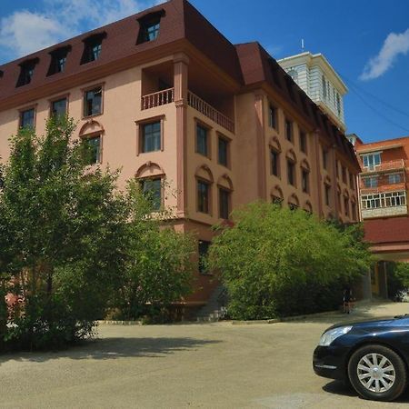 Mika Hotel Ulaanbaatar Bagian luar foto