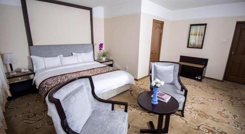 Mika Hotel Ulaanbaatar Bagian luar foto